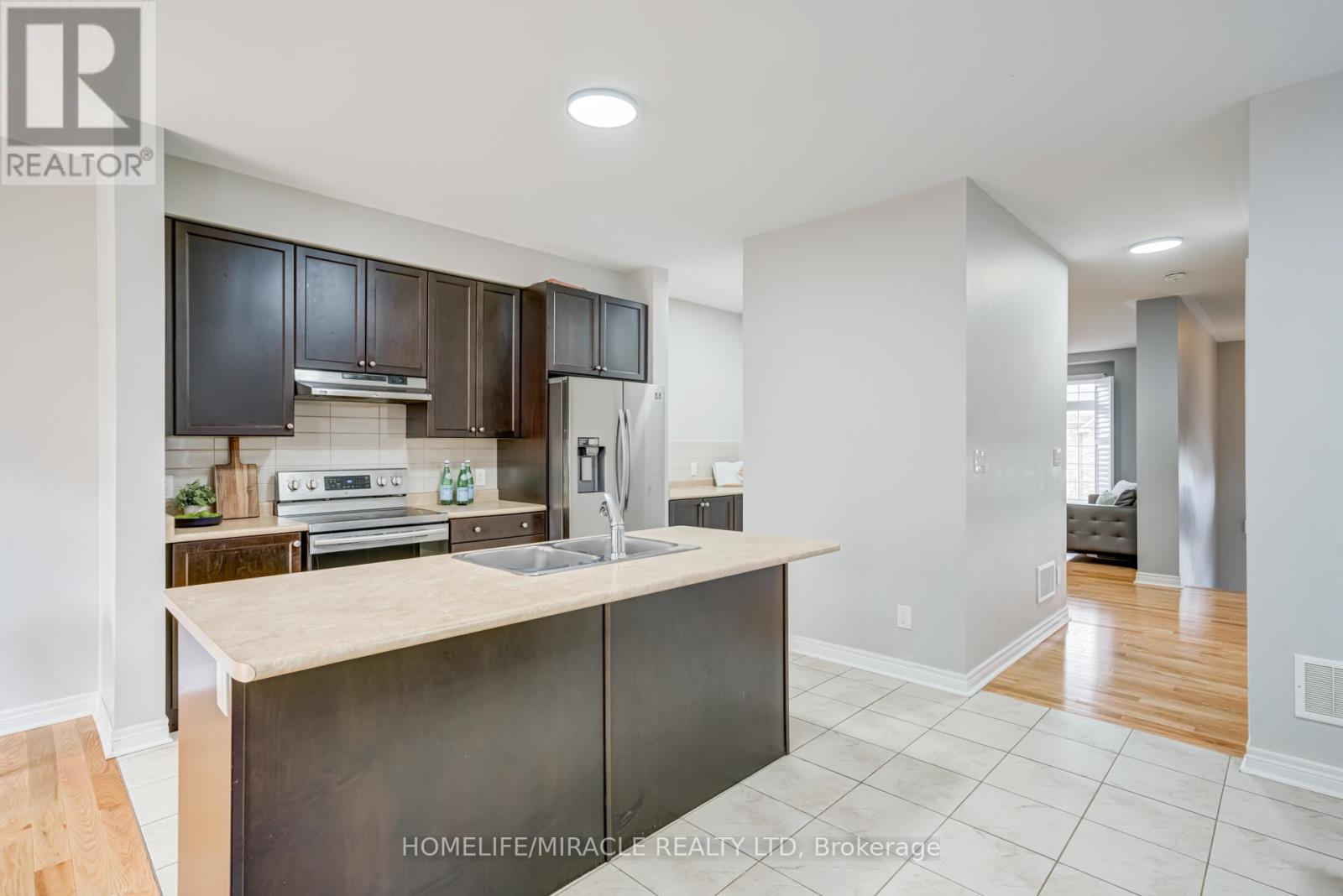 81 Willoughby Way, New Tecumseth (Alliston), Ontario  L9R 0P4 - Photo 14 - N12712062