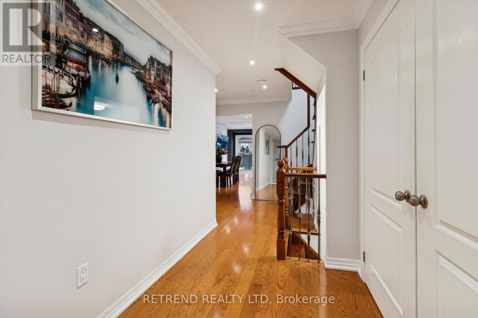 6 Summit Drive, Vaughan, Ontario  L4H 0E8 - Photo 7 - N12712090