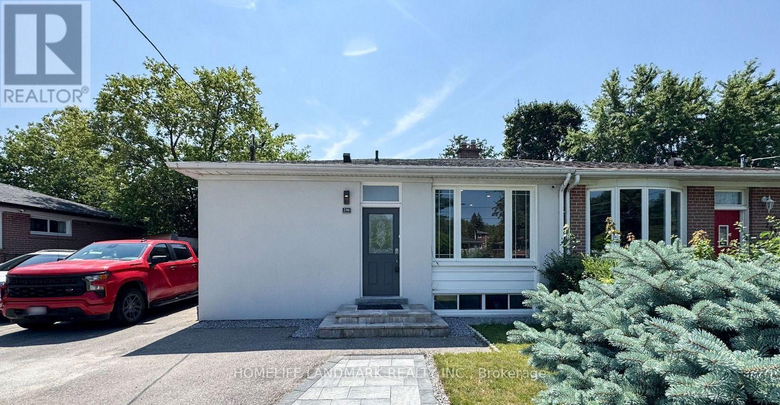 246 Beechy Drive, Richmond Hill, Ontario  L4C 2X7 - Photo 14 - N12712112