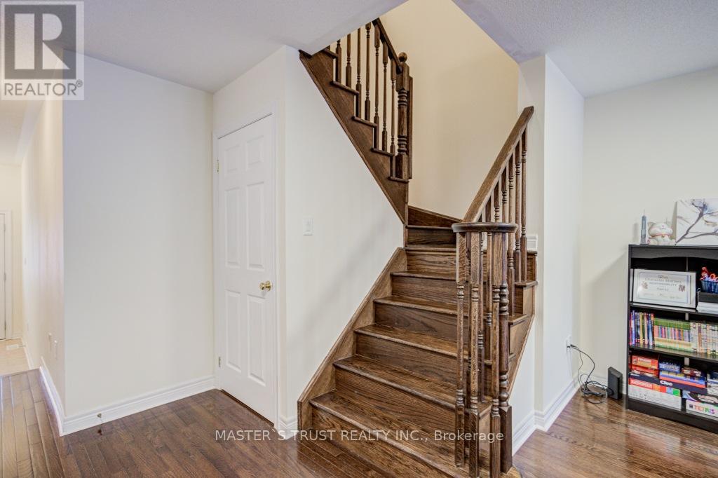 77 Harvest Hills Boulevard, East Gwillimbury, Ontario  L9N 0B4 - Photo 17 - N12712120