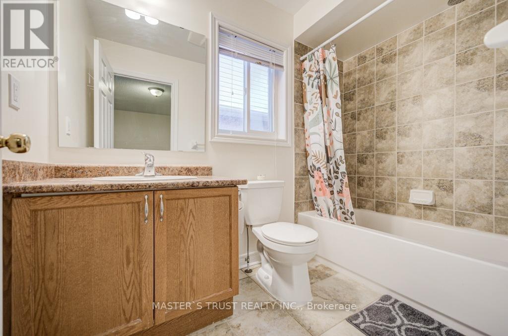 77 Harvest Hills Boulevard, East Gwillimbury, Ontario  L9N 0B4 - Photo 27 - N12712120