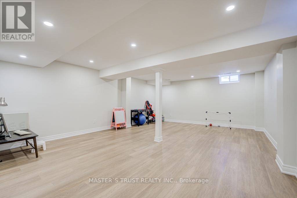 77 Harvest Hills Boulevard, East Gwillimbury, Ontario  L9N 0B4 - Photo 30 - N12712120