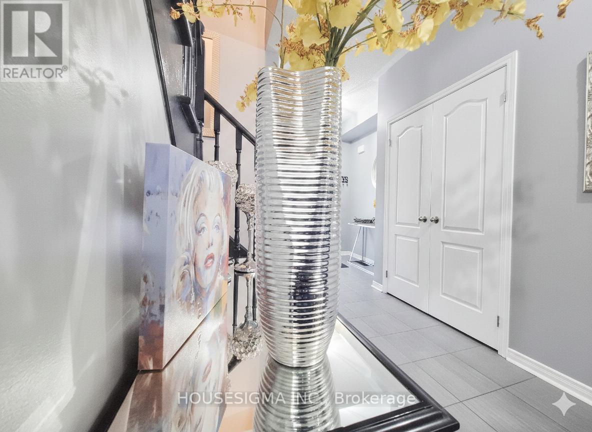 6 Barfoot Street, Collingwood, Ontario  L9Y 3Y7 - Photo 11 - S12712110