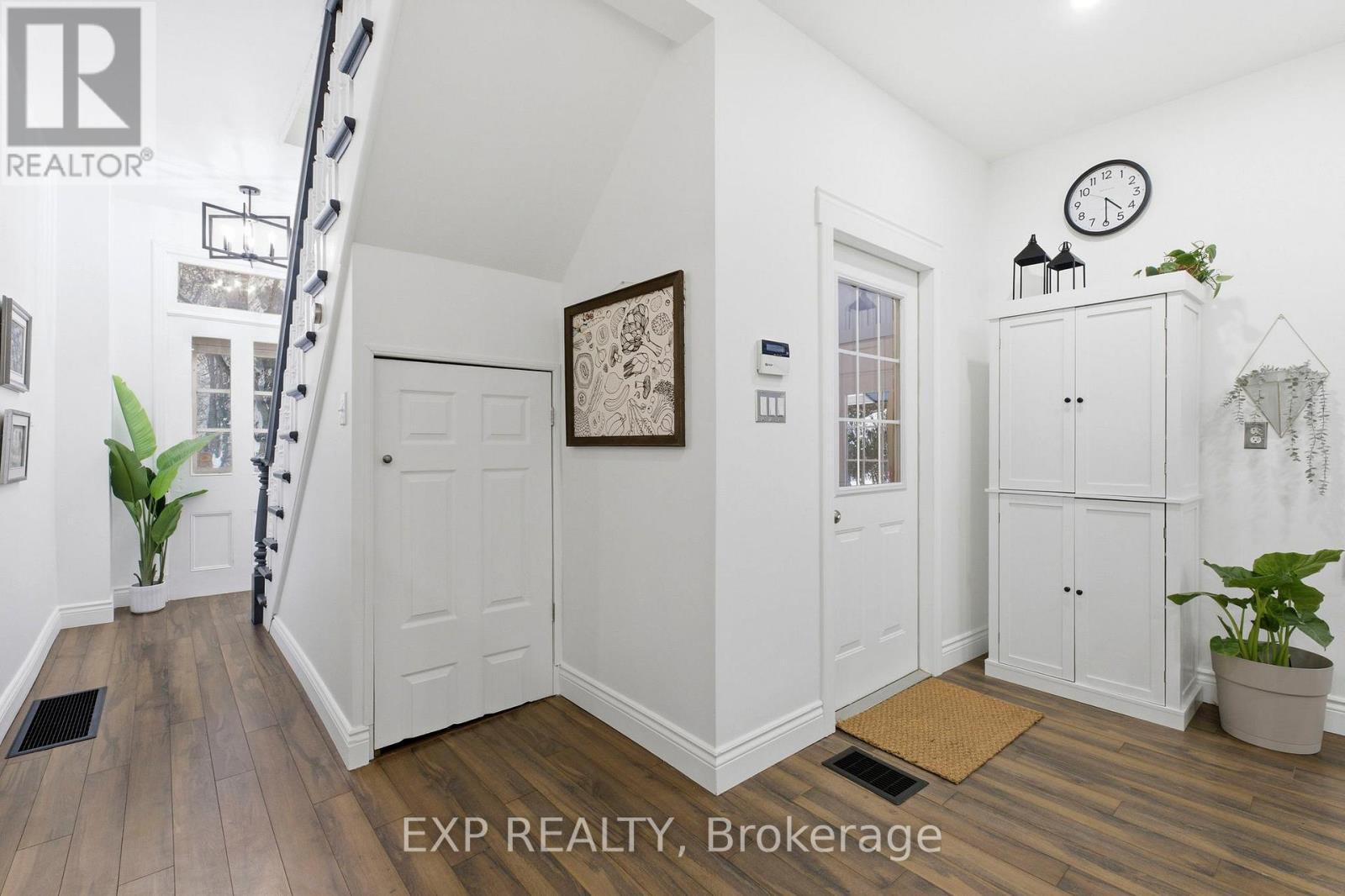 19980 Main Street, Caledon, Ontario  L7K 0C2 - Photo 3 - W12712078