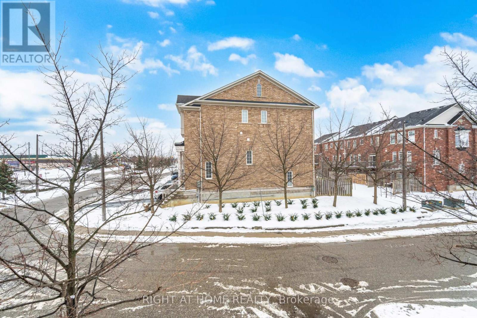 7114 Triumph Lane, Mississauga, Ontario L5N 0C5 - Photo 18 - W12712118