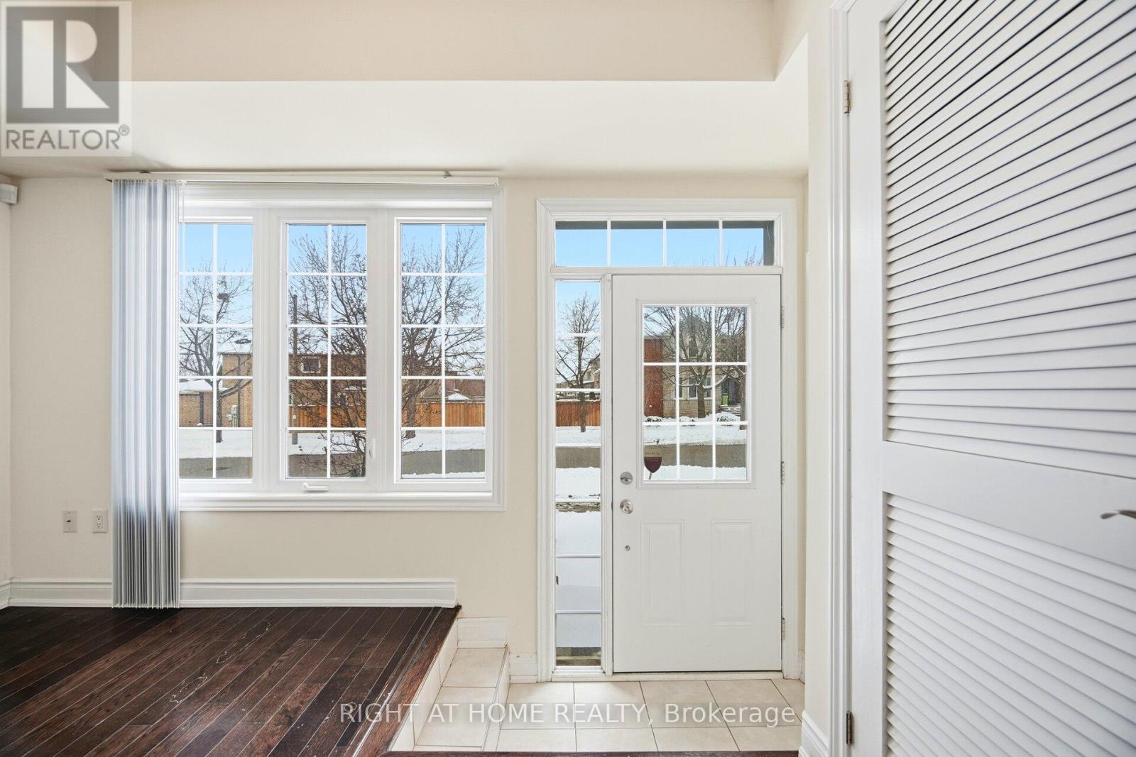 7114 Triumph Lane, Mississauga, Ontario L5N 0C5 - Photo 35 - W12712118