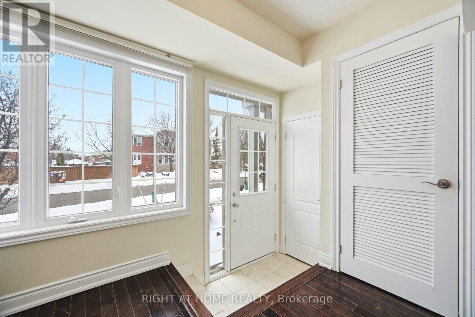 7114 Triumph Lane, Mississauga, Ontario L5N 0C5 - Photo 36 - W12712118