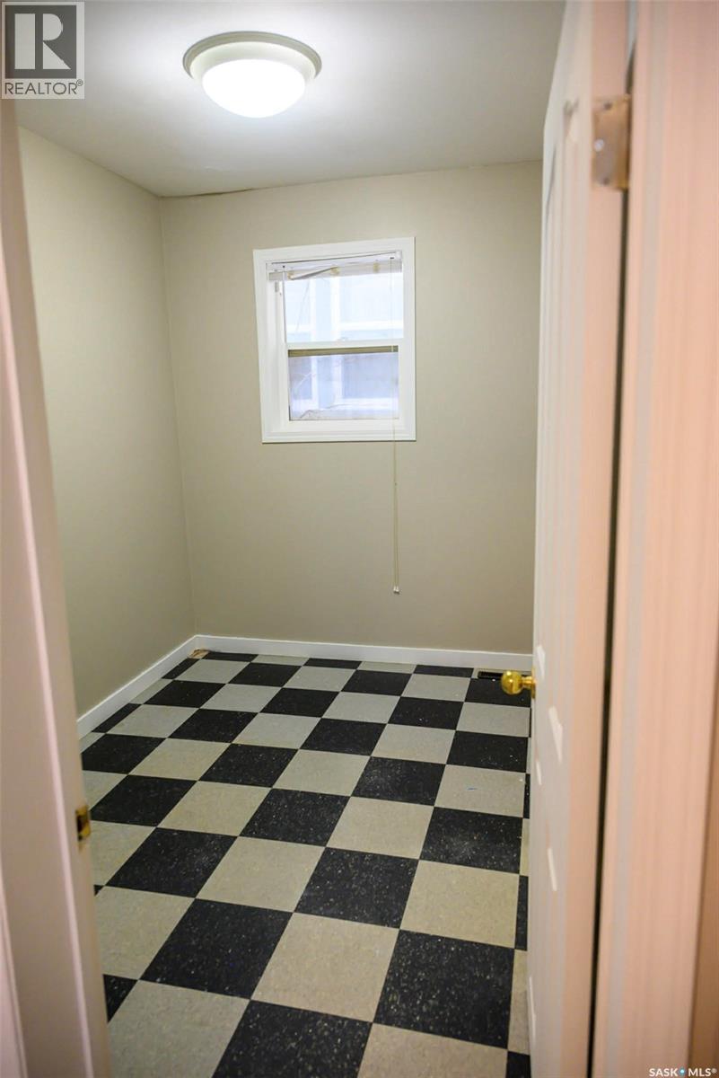 2332 Edgar Street, Regina, Saskatchewan  S4N 3L1 - Photo 16 - SK027096