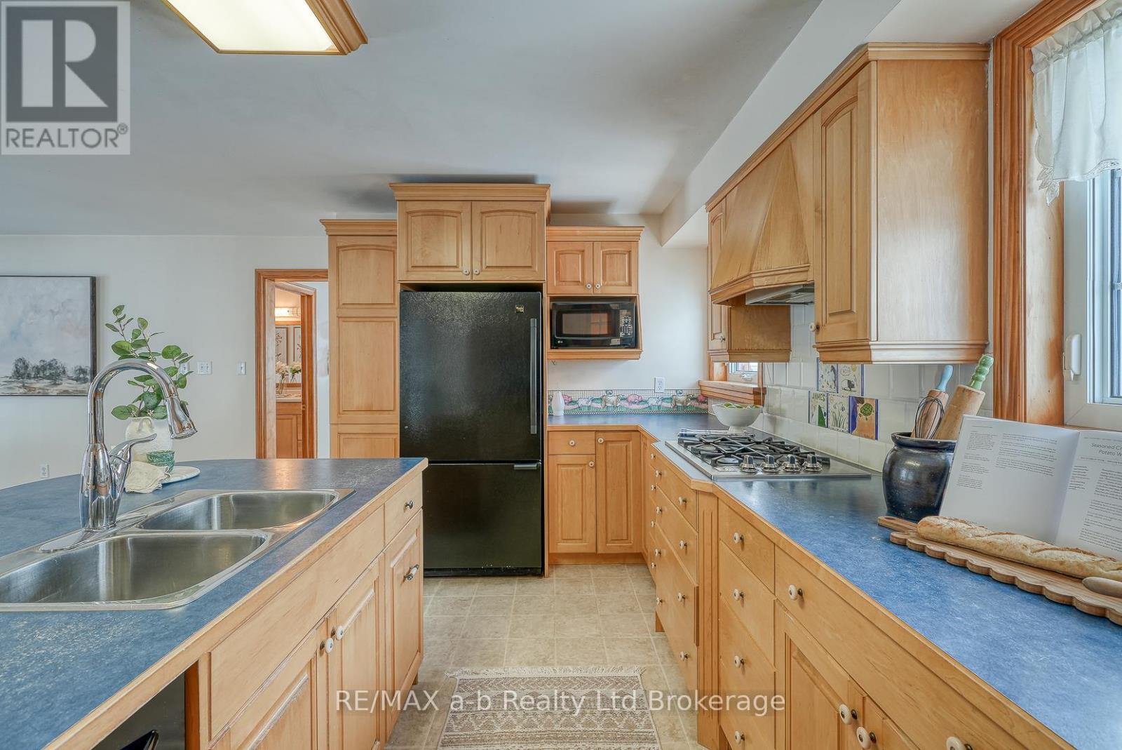 616070 13th Line, East Zorra-Tavistock, Ontario  N4S 7W1 - Photo 13 - X12712176