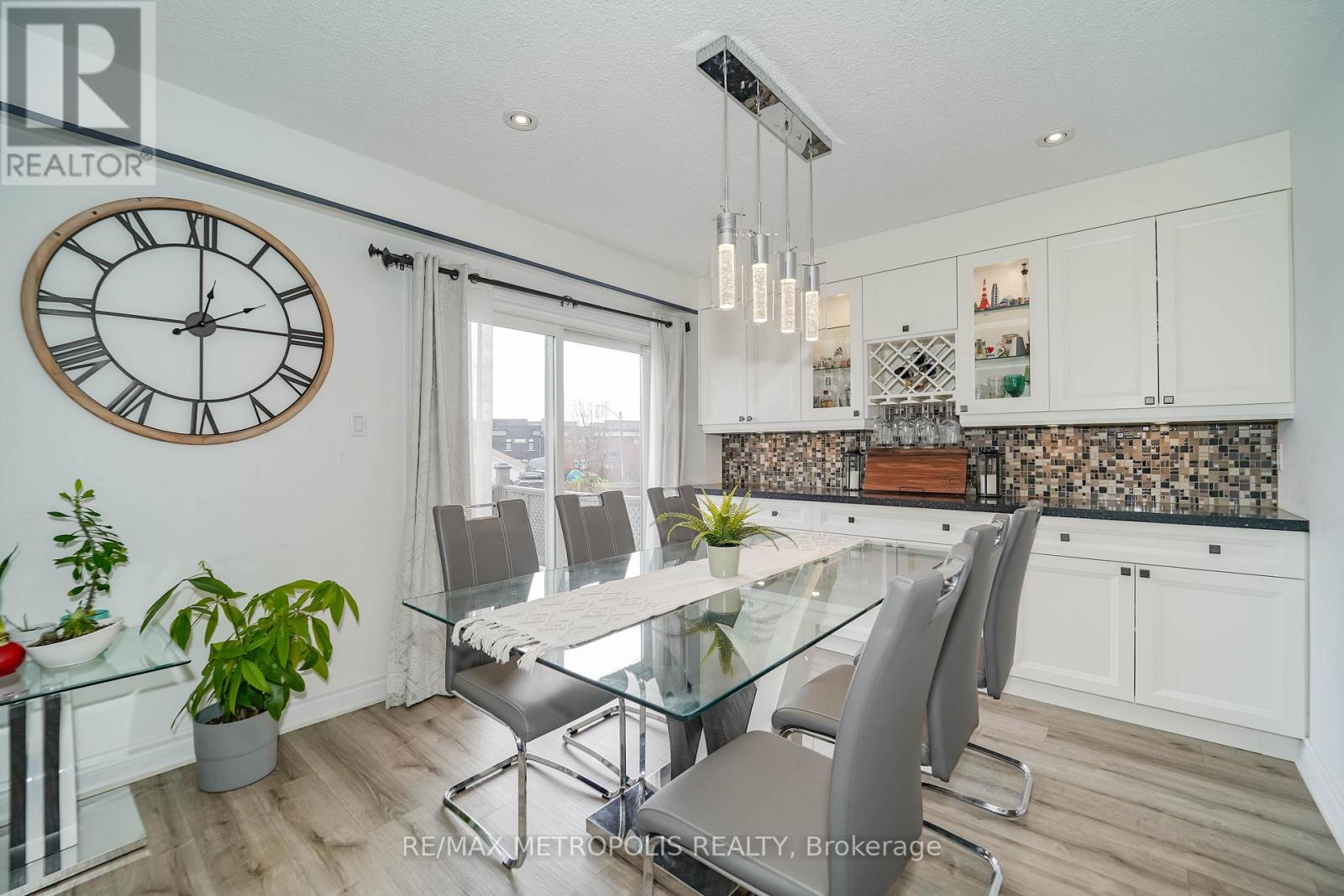 1319 Luna Court, Pickering, Ontario  L1W 3C3 - Photo 14 - E12711510