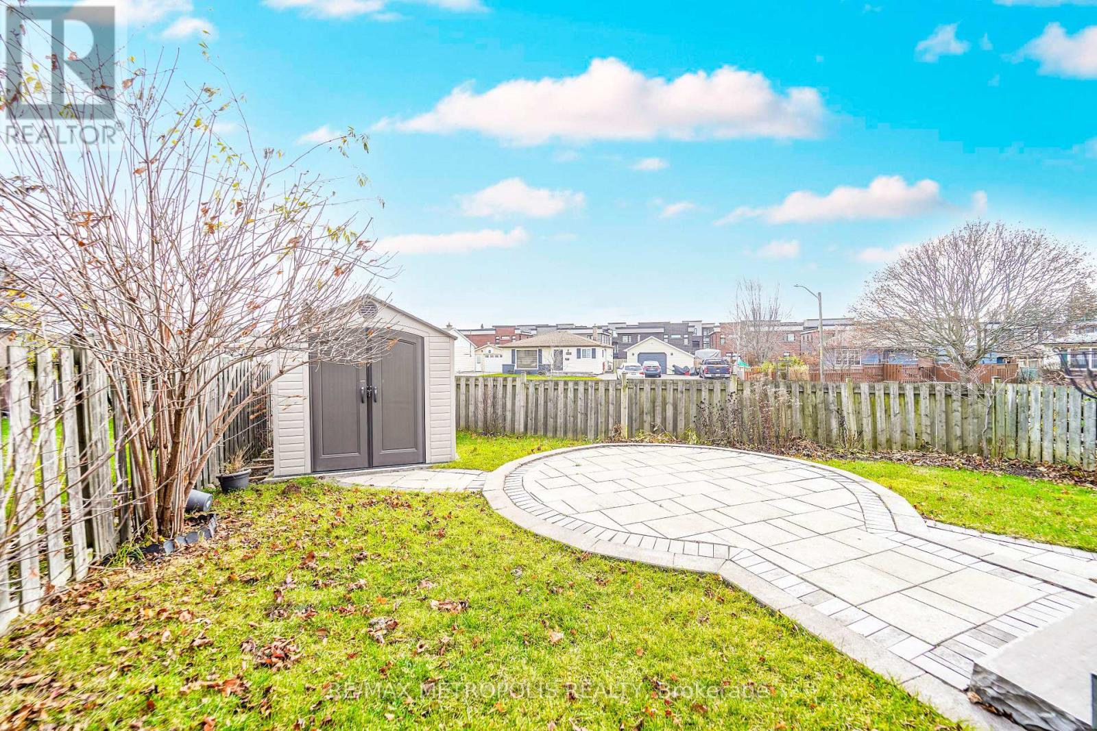 1319 Luna Court, Pickering, Ontario  L1W 3C3 - Photo 43 - E12711510