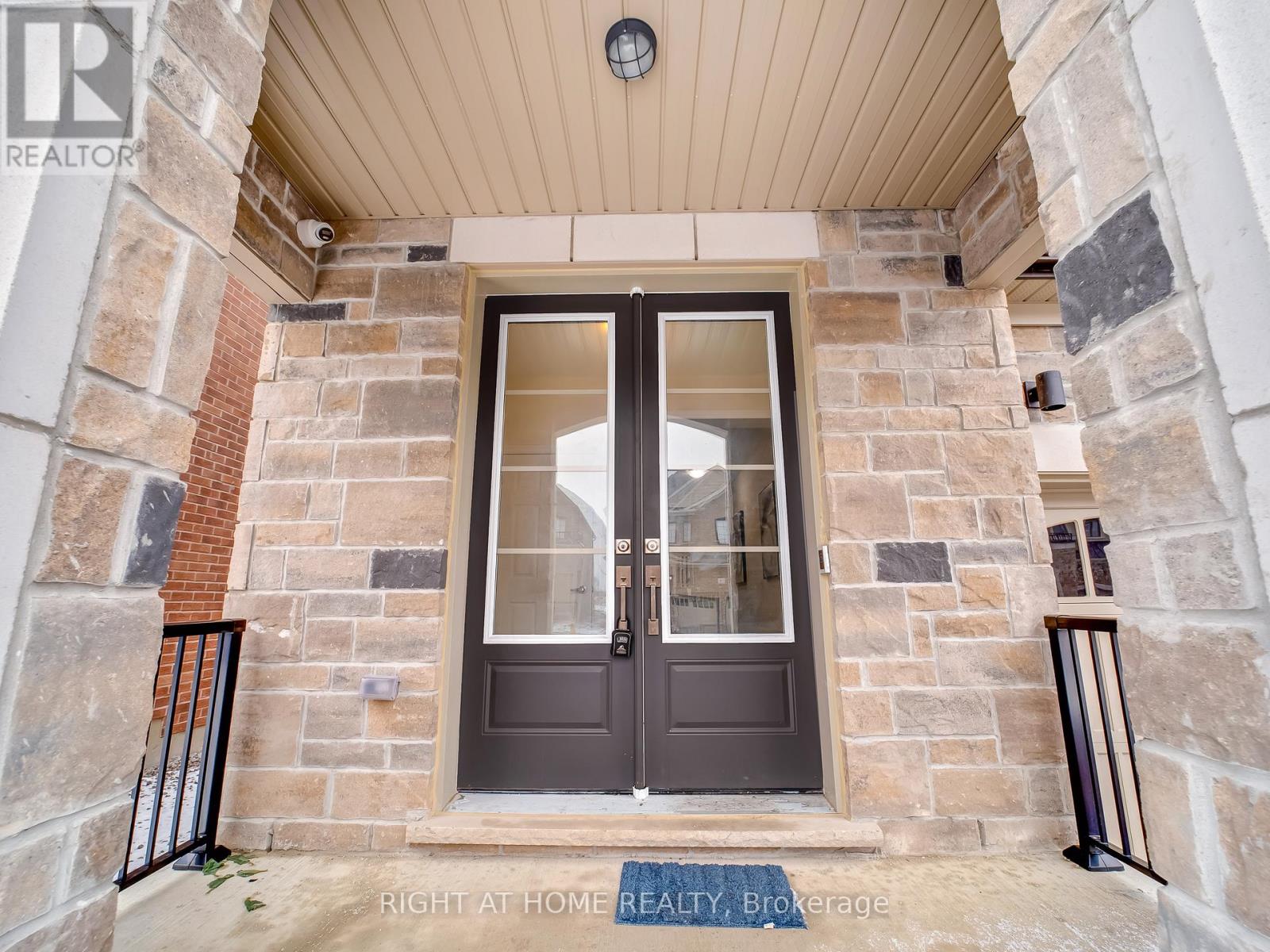 79 Ed Ewert Avenue, Clarington, Ontario  L1B 0W7 - Photo 3 - E12712148