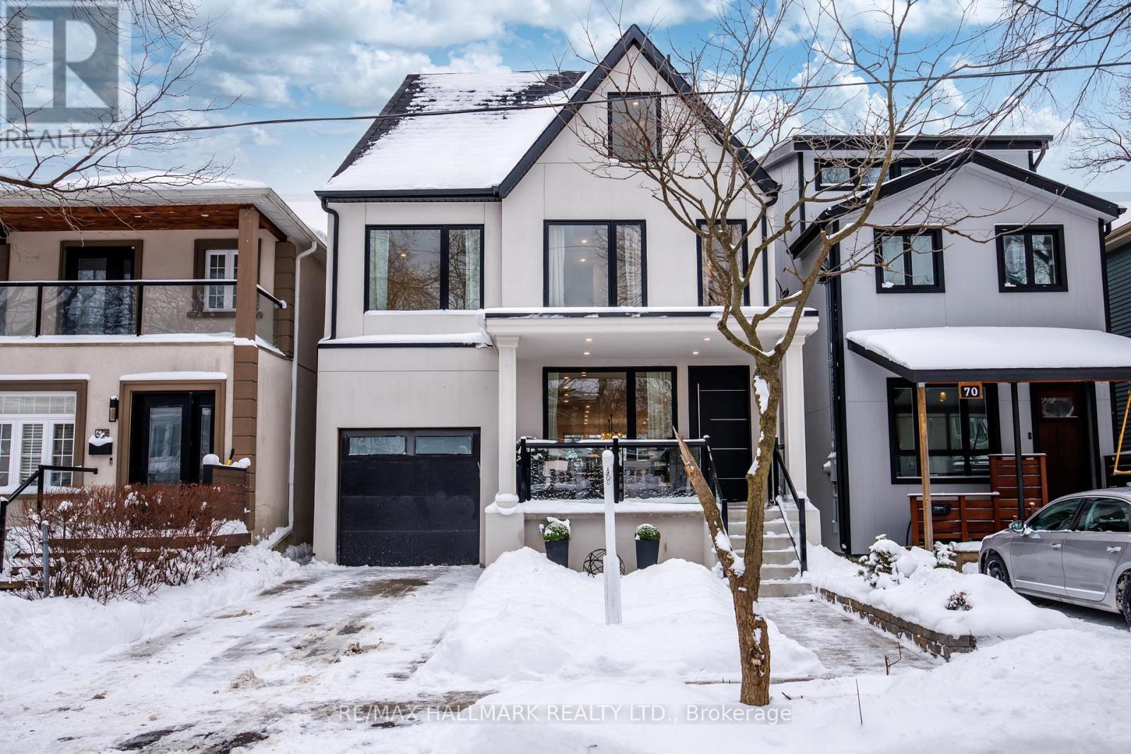68 RHODES AVENUE, Toronto, Ontario