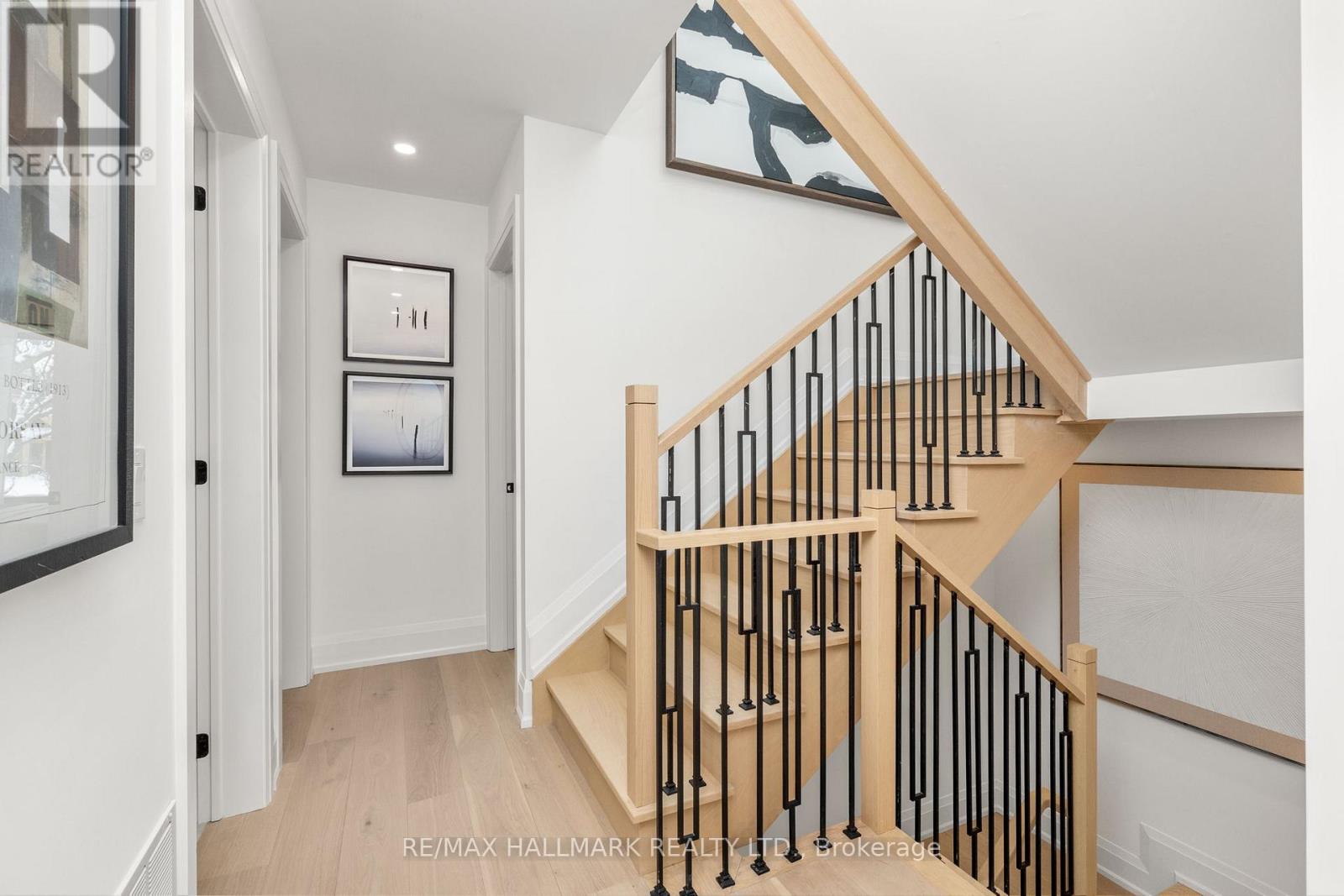 68 Rhodes Avenue, Toronto, Ontario  M4L 2Z9 - Photo 21 - E12712172