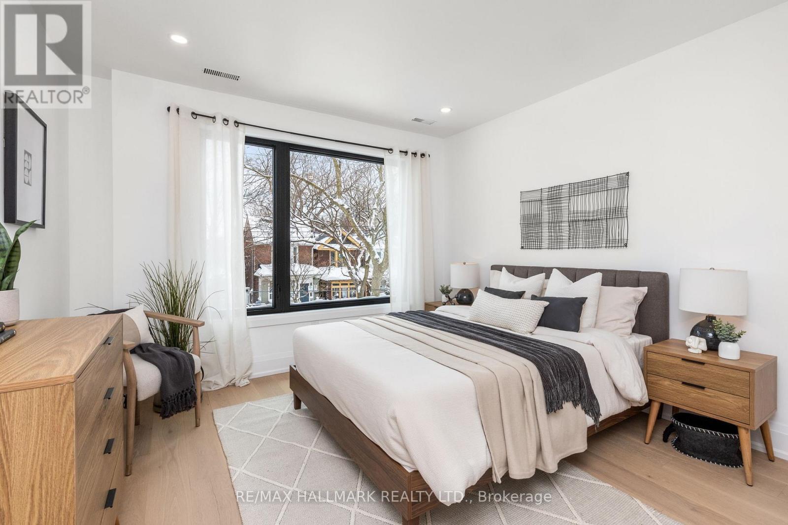 68 Rhodes Avenue, Toronto, Ontario  M4L 2Z9 - Photo 25 - E12712172