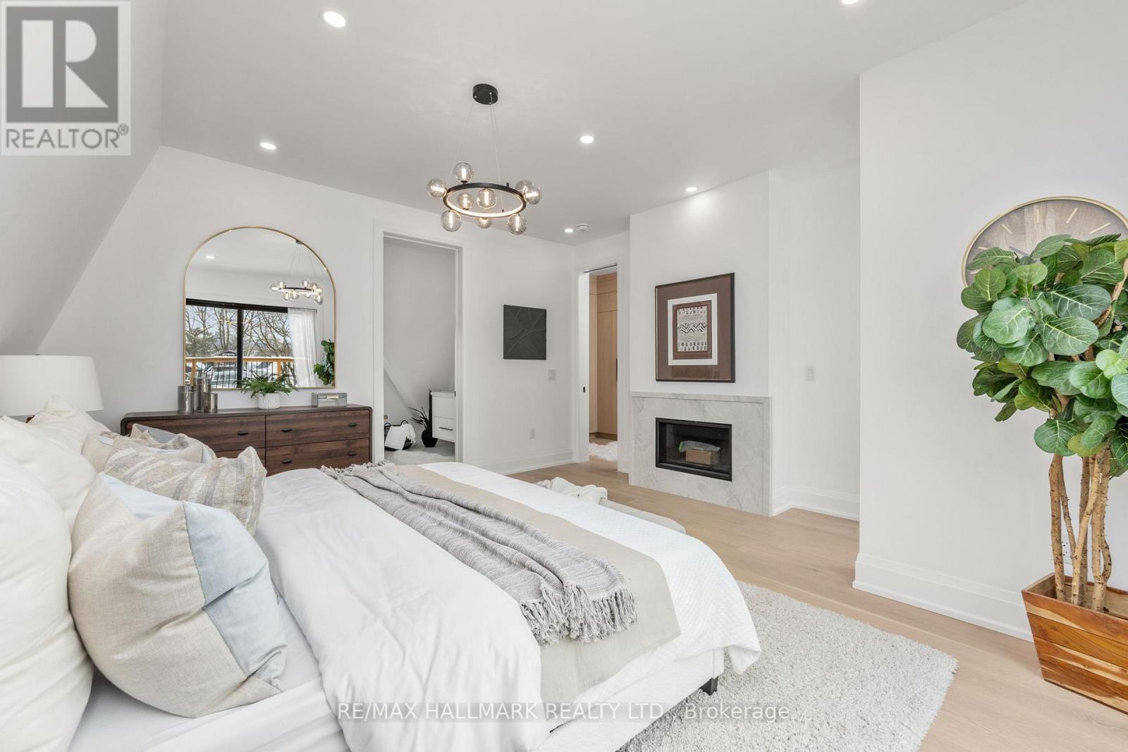 68 Rhodes Avenue, Toronto, Ontario  M4L 2Z9 - Photo 30 - E12712172