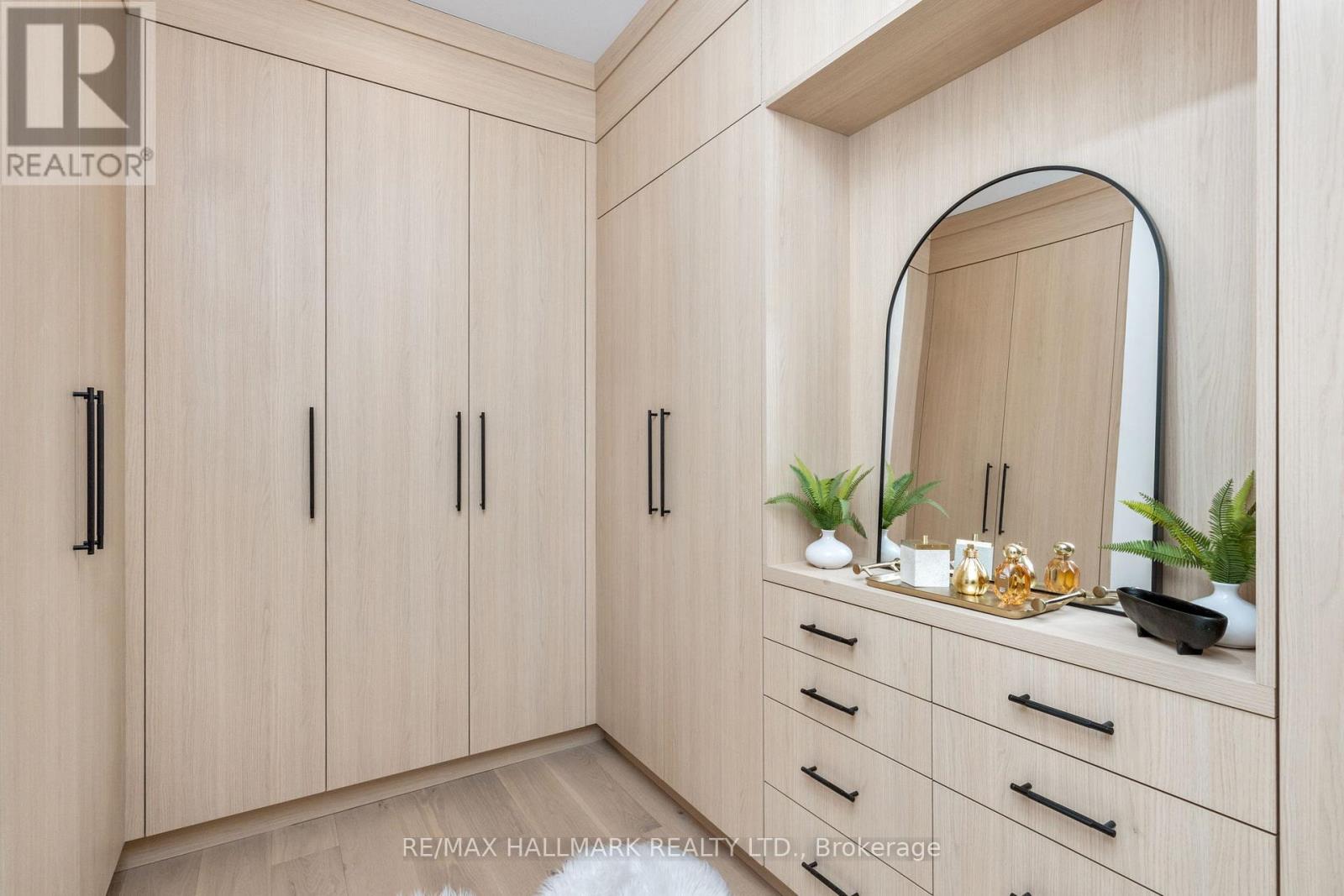 68 Rhodes Avenue, Toronto, Ontario  M4L 2Z9 - Photo 33 - E12712172