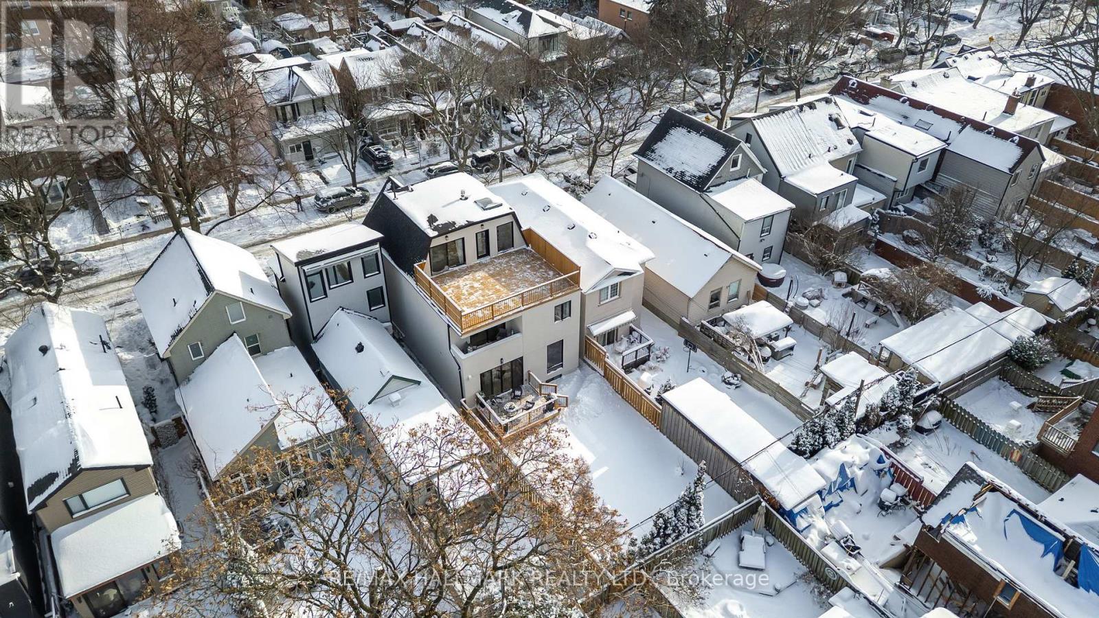 68 Rhodes Avenue, Toronto, Ontario  M4L 2Z9 - Photo 46 - E12712172