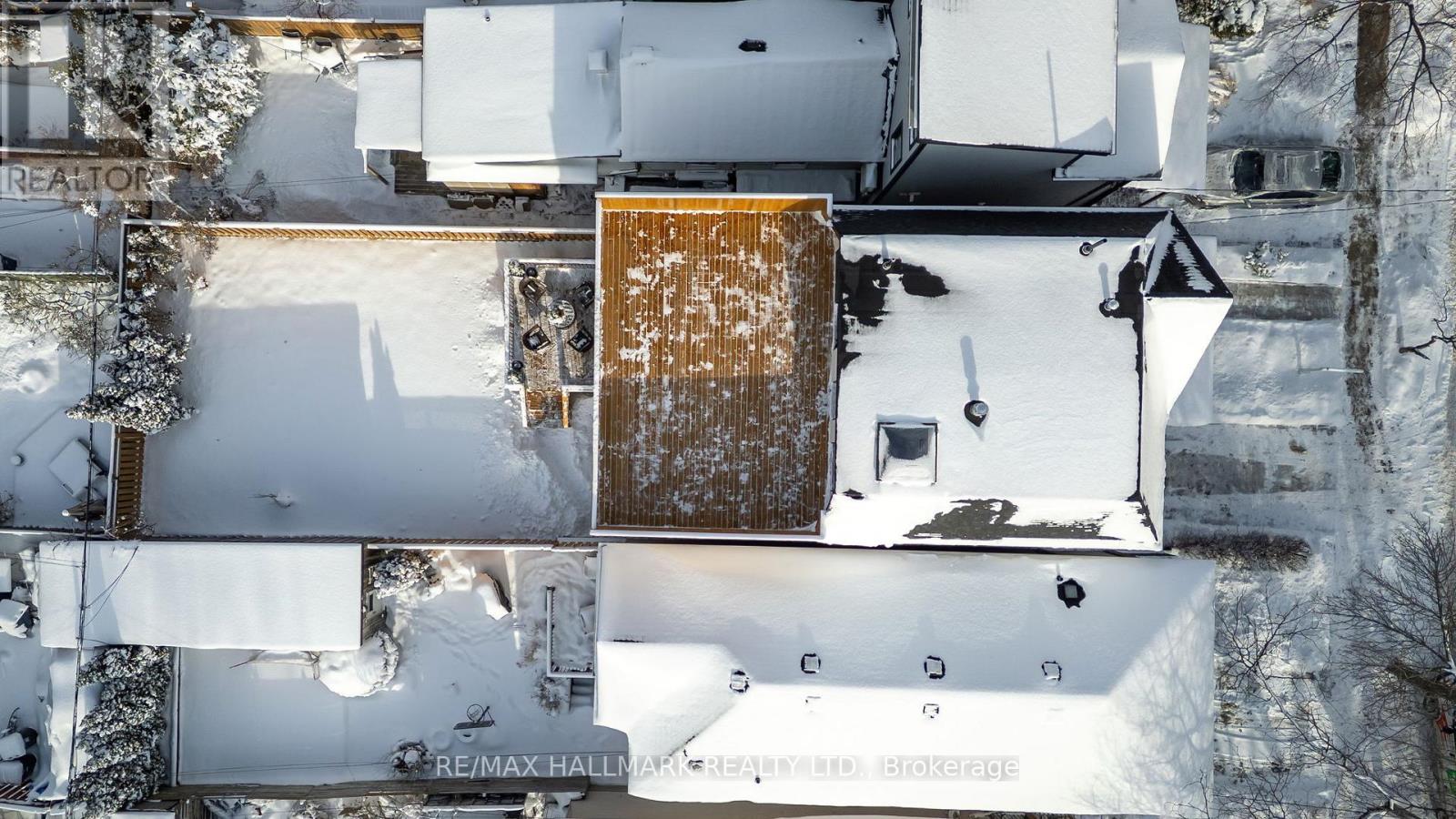 68 Rhodes Avenue, Toronto, Ontario  M4L 2Z9 - Photo 49 - E12712172