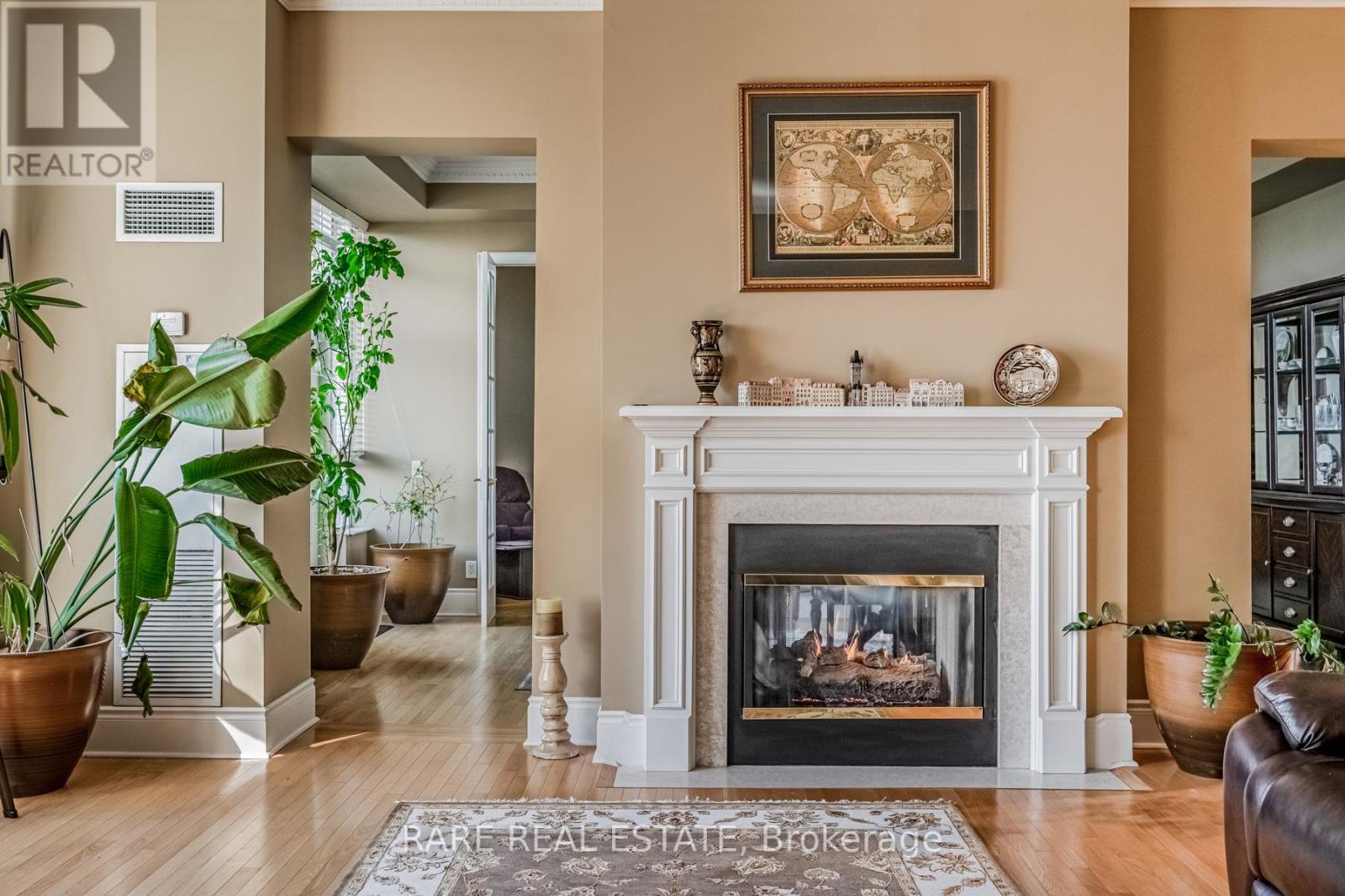 Tph6 - 25 Kingsbridge Garden Circle, Mississauga, Ontario  L5R 4B1 - Photo 2 - W12712144