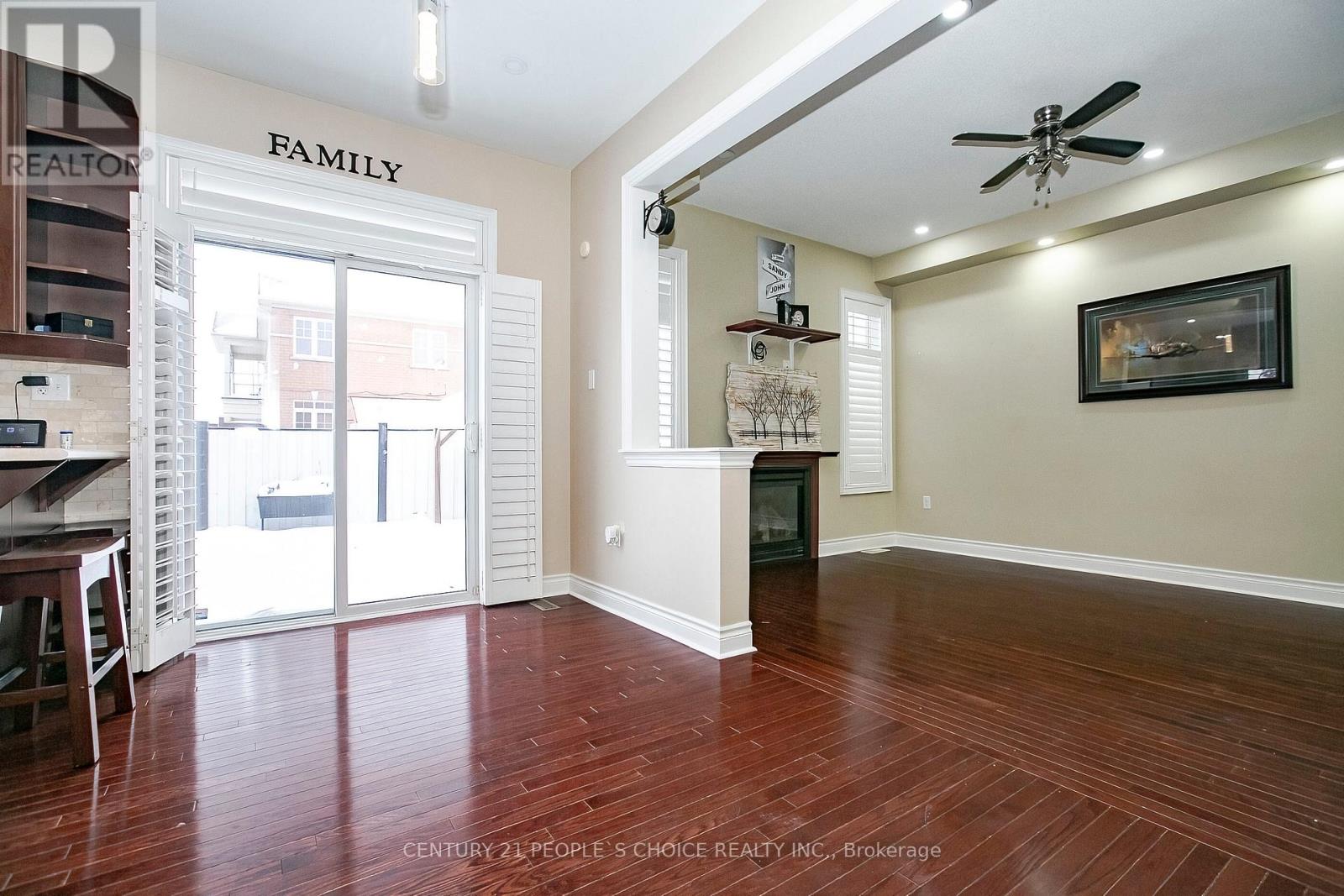 33 Accent Circle, Brampton, Ontario  L7A 0L3 - Photo 17 - W12712154