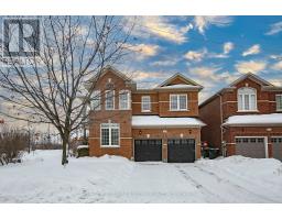 33 ACCENT CIRCLE, Brampton, Ontario