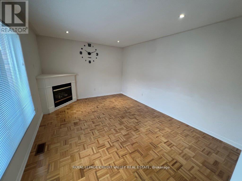 44 Australia Drive, Brampton, Ontario  L6R 3E8 - Photo 14 - W12712168