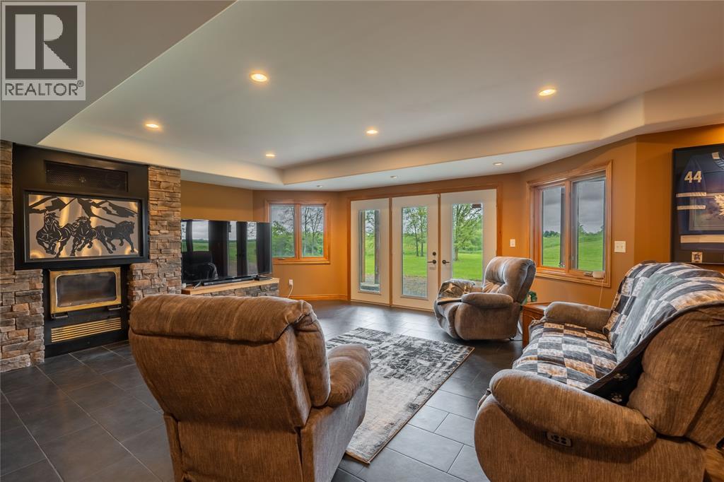 2507 Bickford Line, St Clair, Ontario  N0N 1B0 - Photo 34 - 26001474