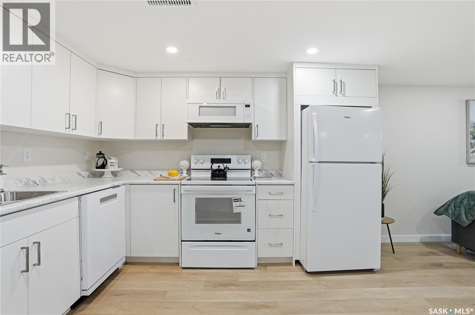 1801 Madden Avenue, Saskatoon, Saskatchewan  S7H 3M7 - Photo 39 - SK027014