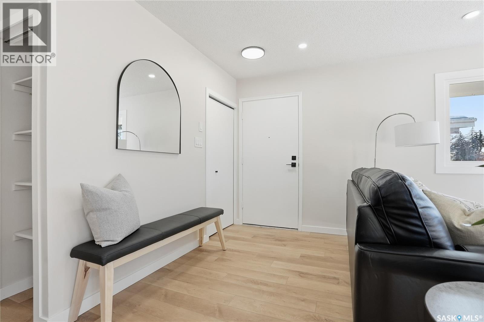 1801 Madden Avenue, Saskatoon, Saskatchewan  S7H 3M7 - Photo 4 - SK027014