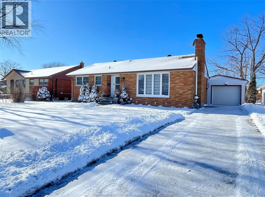 MLS# 26001443: 389 GRACE, Tecumseh, Canada