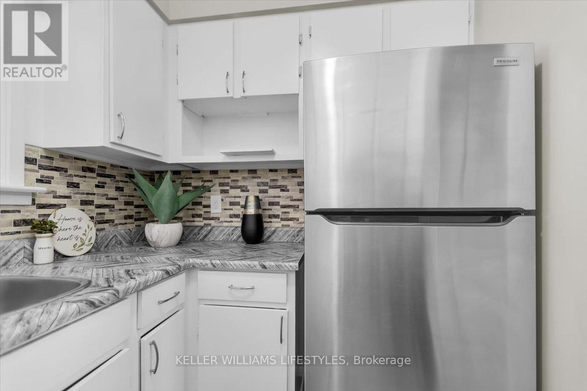 152 - 1330 Jalna Boulevard, London South, Ontario  N6E 2H7 - Photo 10 - X12712186