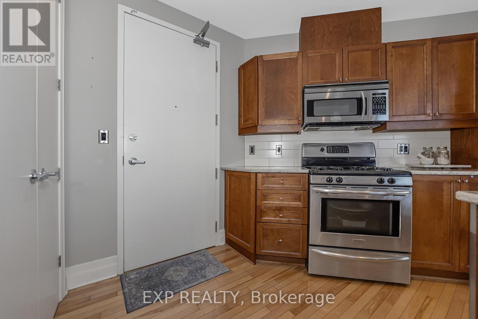 209 - 260 Besserer Street, Ottawa, Ontario  K1N 1J3 - Photo 10 - X12712206