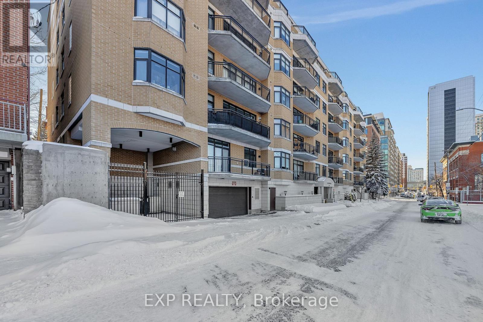 209 - 260 Besserer Street, Ottawa, Ontario  K1N 1J3 - Photo 3 - X12712206