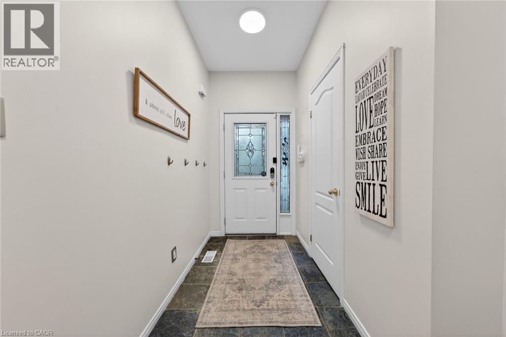 81 Valridge Drive Unit# 36, Ancaster, Ontario  L9G 5B6 - Photo 5 - 40798230