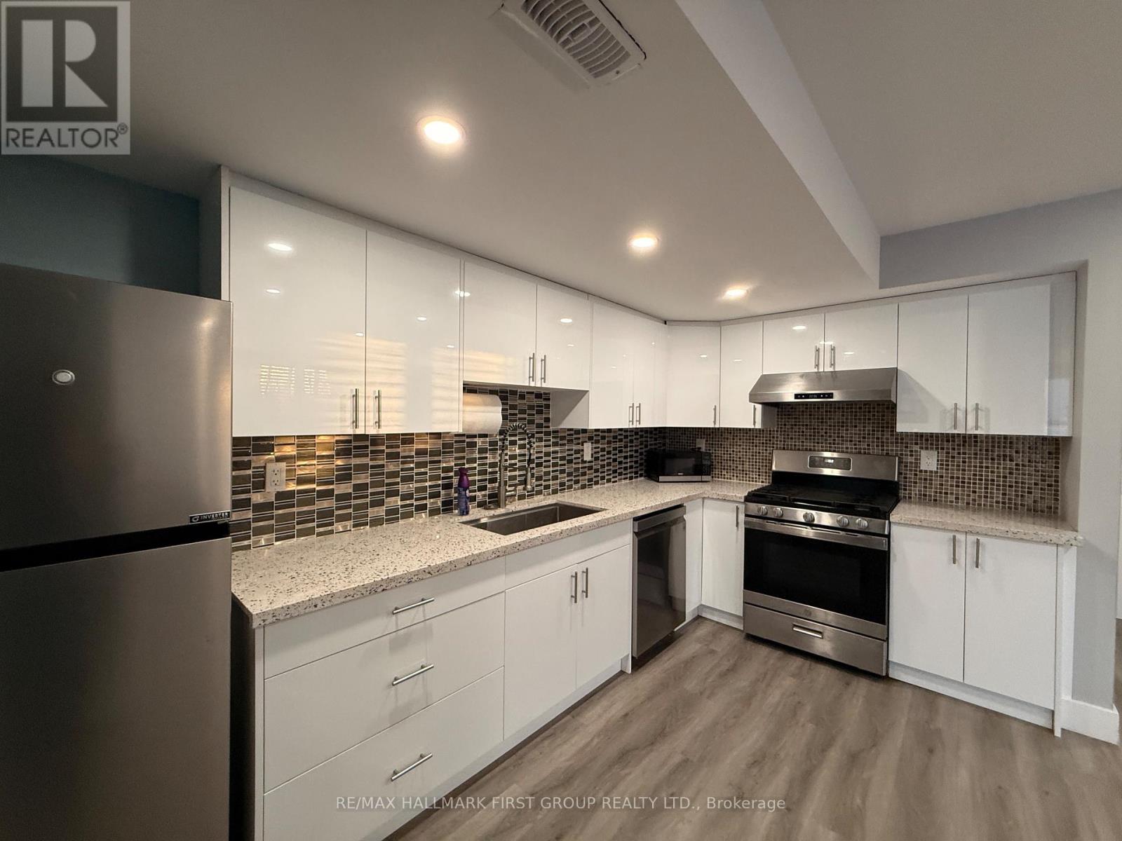 Unit B - 33 Lincoln Street, Ajax, Ontario  L1V 7H2 - Photo 10 - E12712188