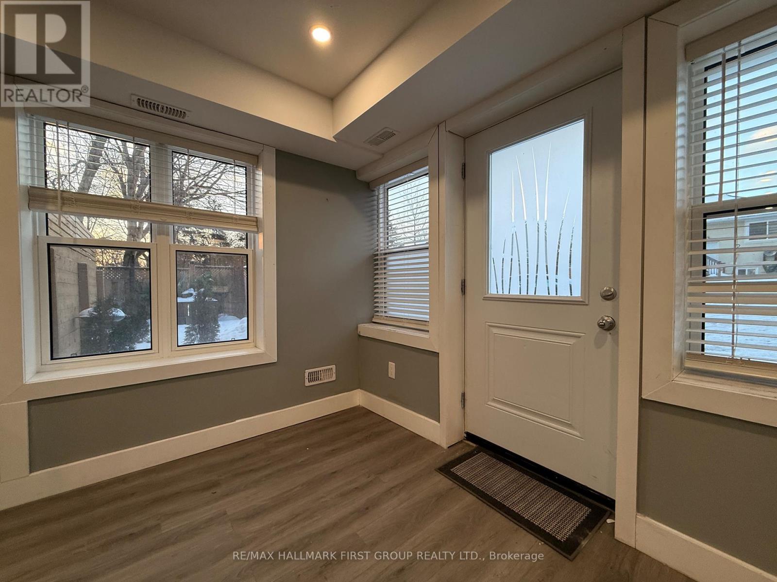 Unit B - 33 Lincoln Street, Ajax, Ontario  L1V 7H2 - Photo 4 - E12712188