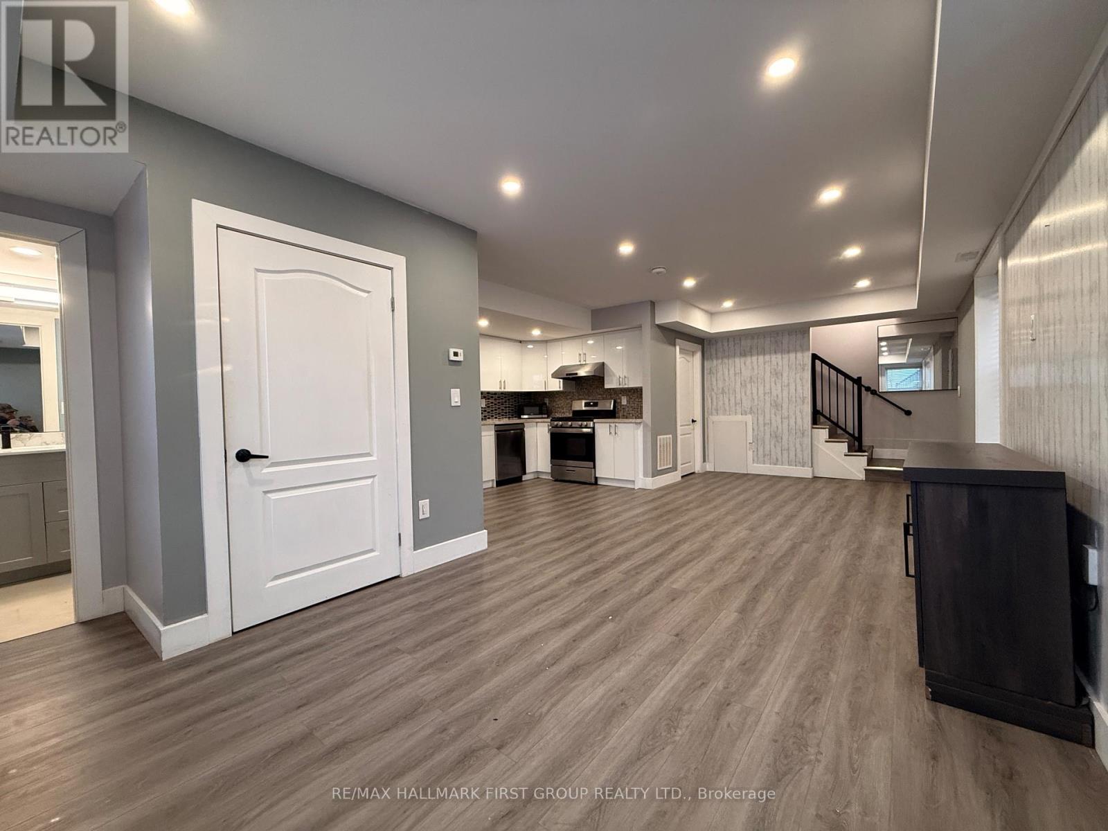 Unit B - 33 Lincoln Street, Ajax, Ontario  L1V 7H2 - Photo 6 - E12712188