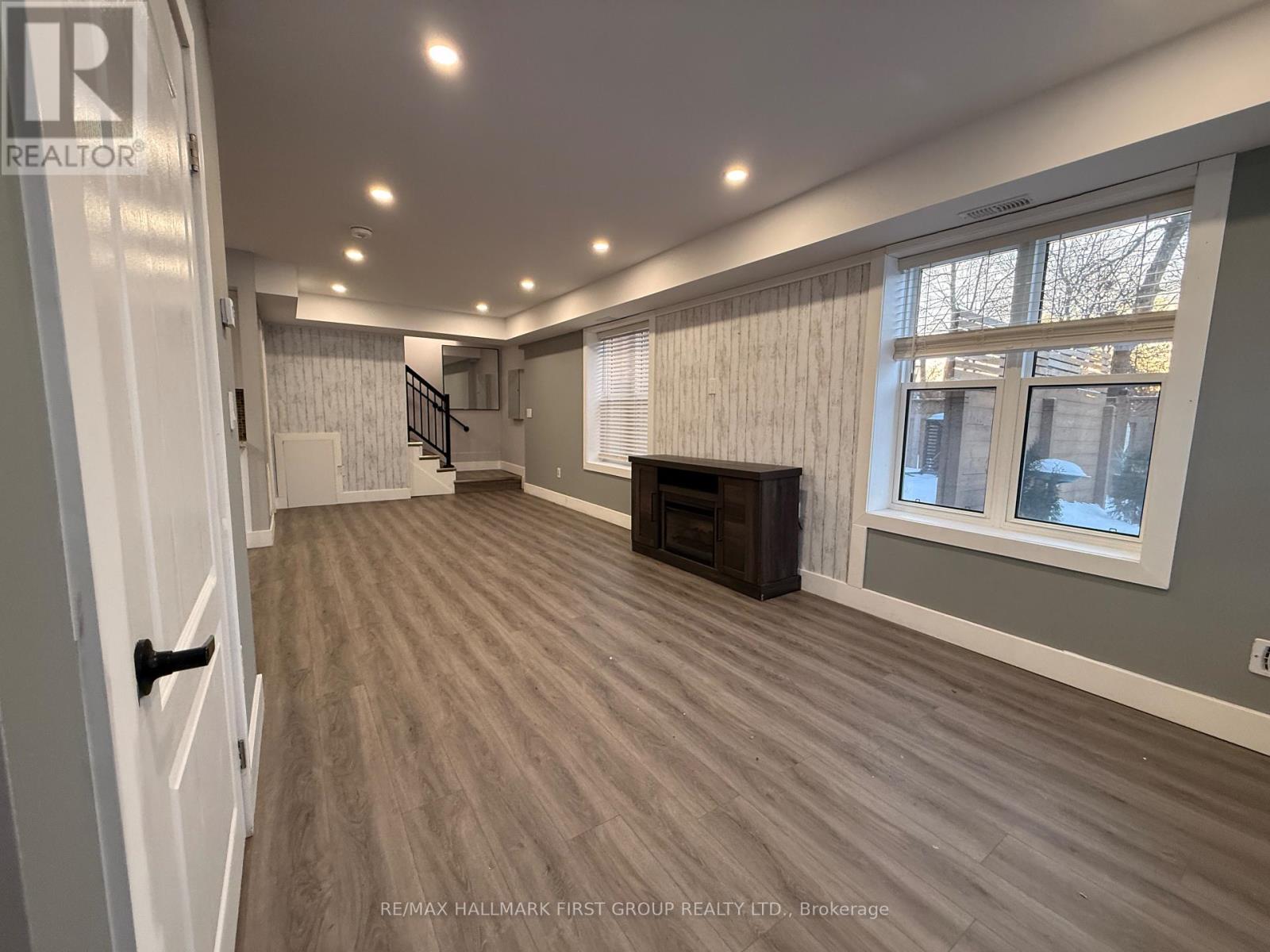 Unit B - 33 Lincoln Street, Ajax, Ontario  L1V 7H2 - Photo 7 - E12712188