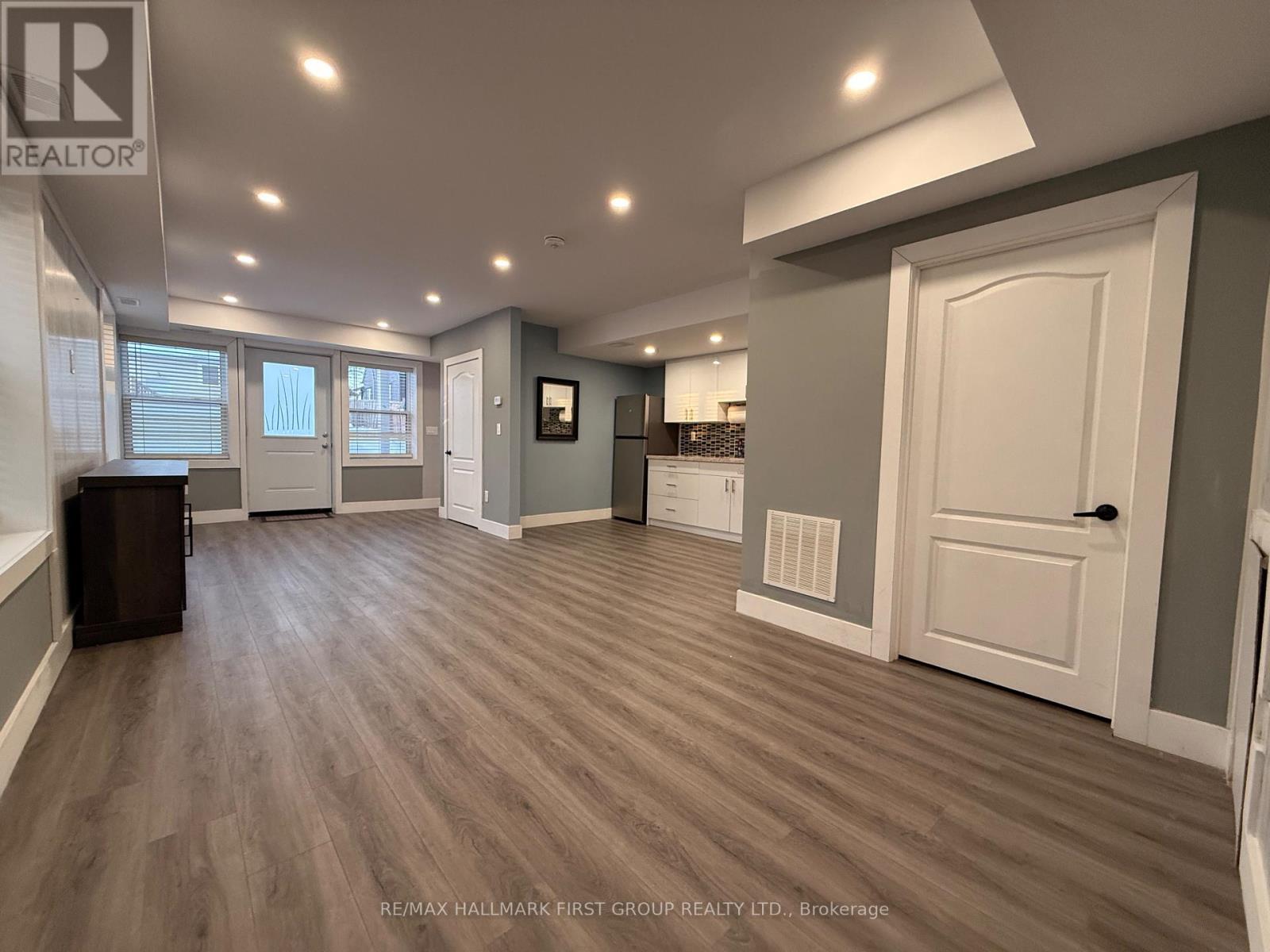 Unit B - 33 Lincoln Street, Ajax, Ontario  L1V 7H2 - Photo 8 - E12712188