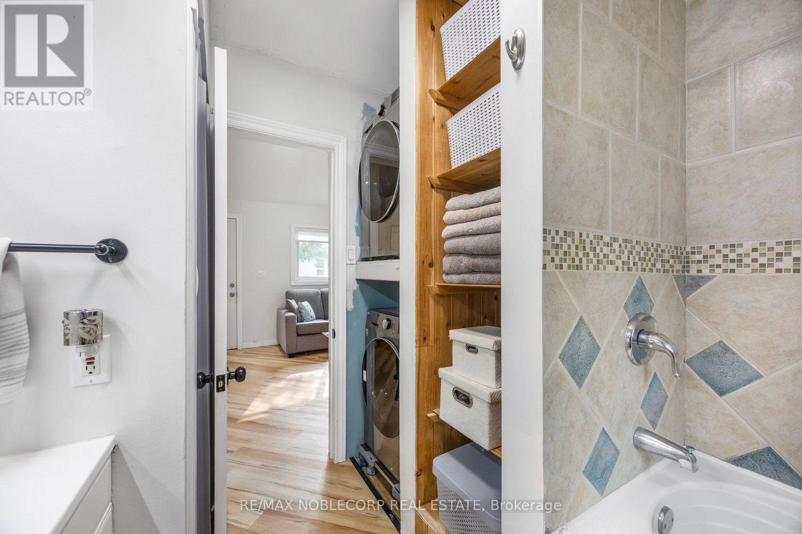 742 9th Line, Innisfil, Ontario  L9S 3Y6 - Photo 15 - N12712204