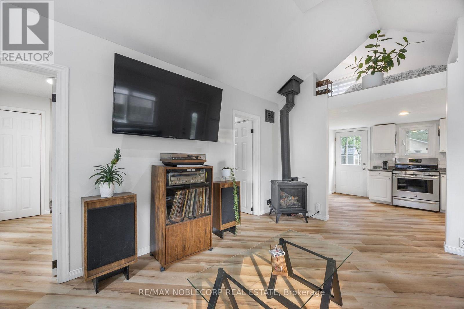 742 9th Line, Innisfil, Ontario  L9S 3Y6 - Photo 9 - N12712204