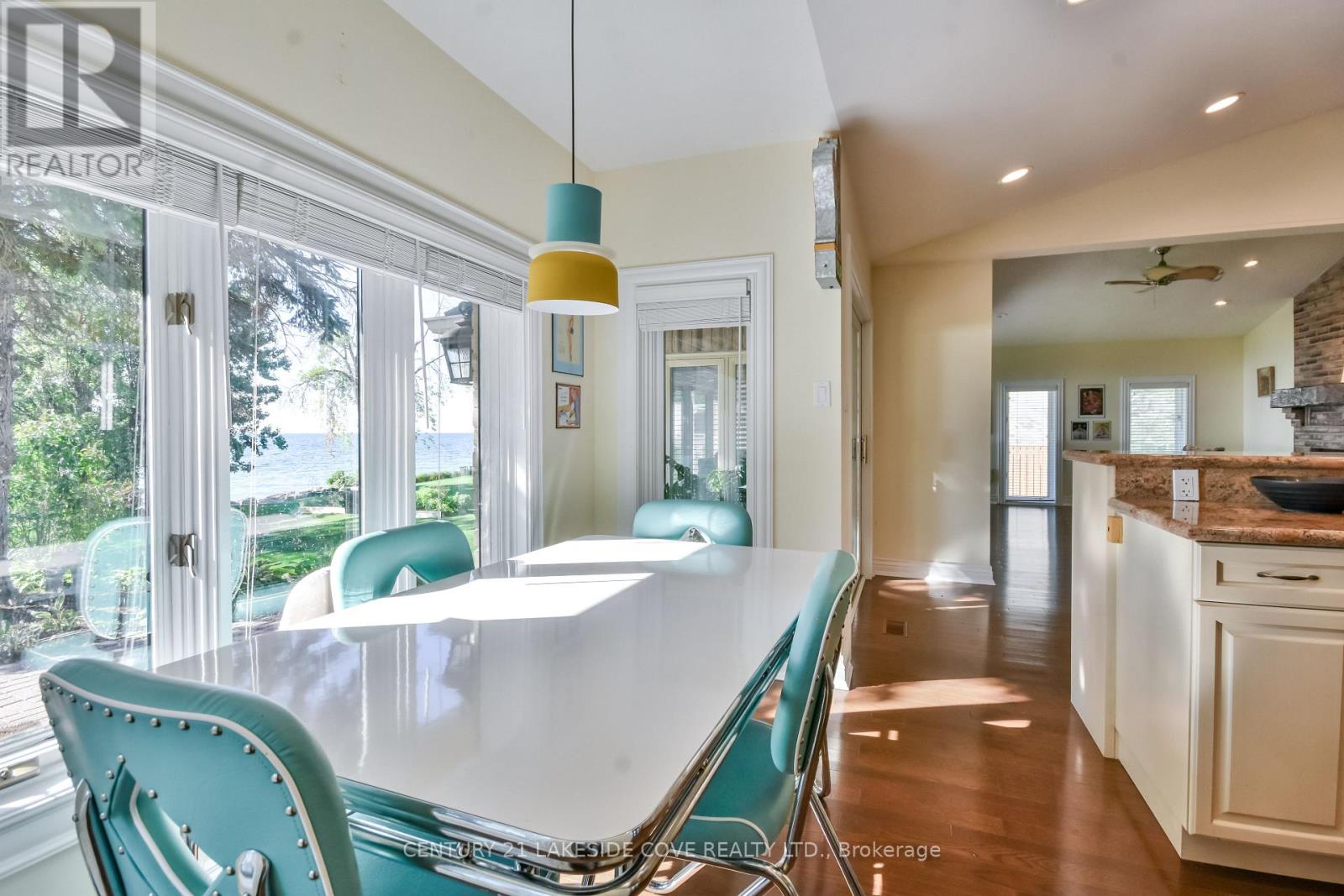 96 Bayshore Drive, Ramara, Ontario  L0K 1B0 - Photo 19 - S12610404