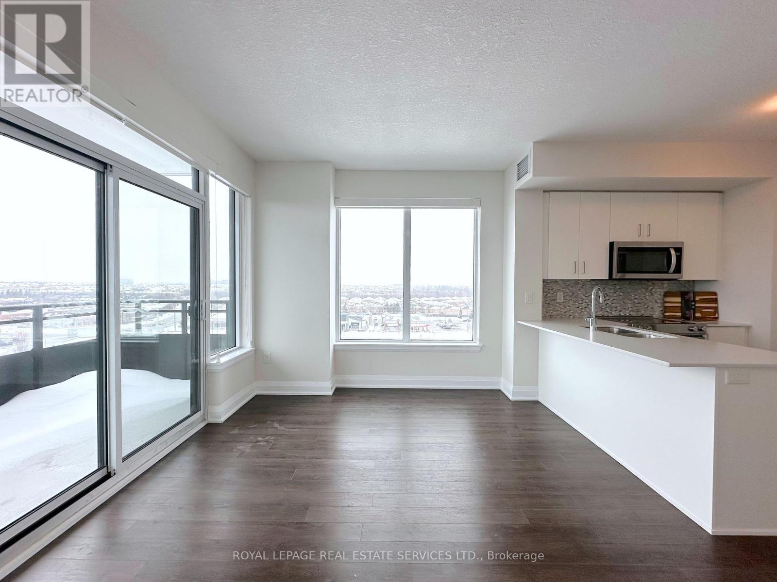 805 - 2333 Taunton Road, Oakville, Ontario  L6H 0N5 - Photo 4 - W12712190