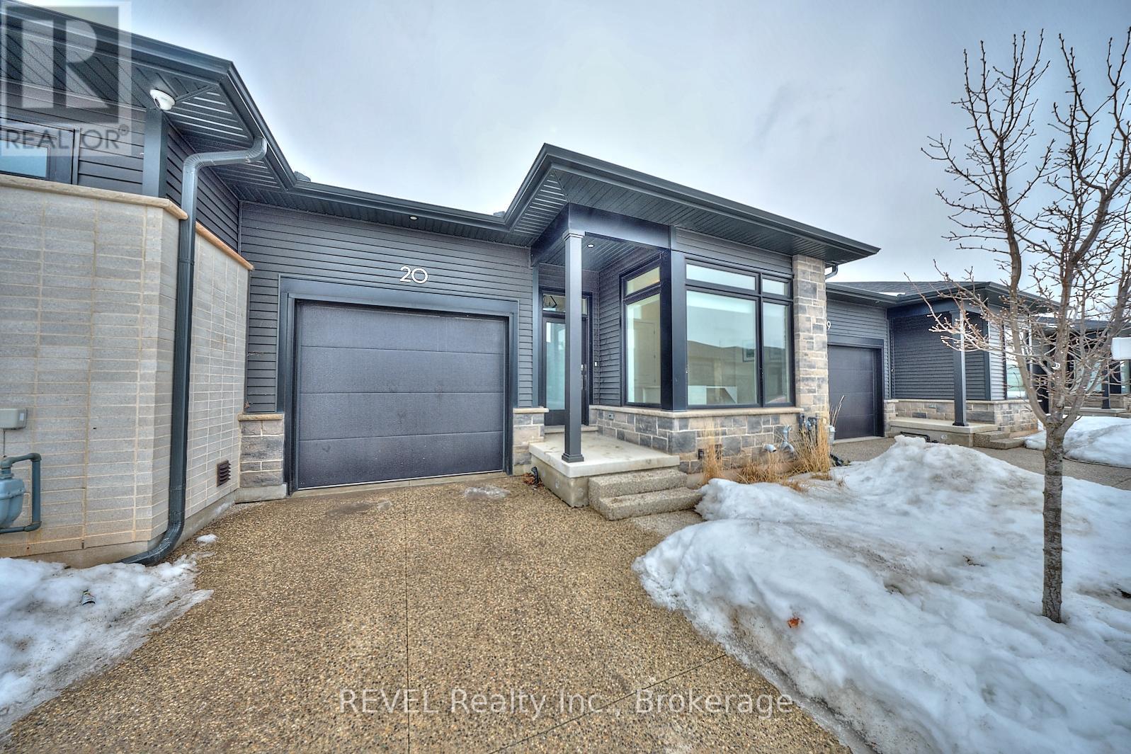 20 - 8974 Willoughby Drive, Niagara Falls, Ontario  L2G 7Y4 - Photo 1 - X12637792