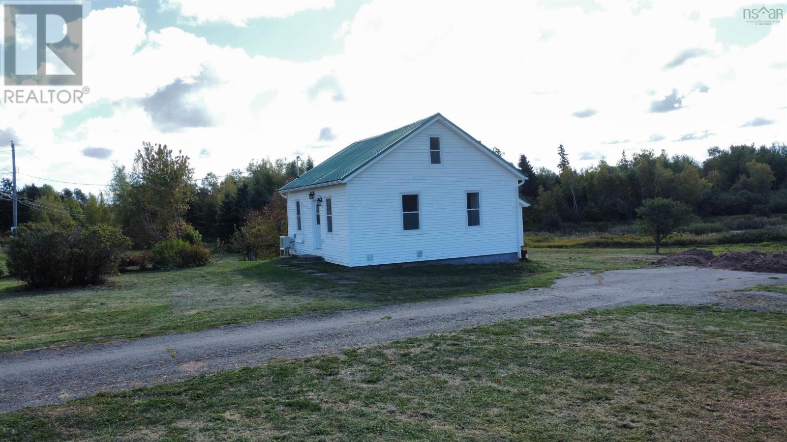 9080 Hwy#6 Highway, Pugwash, Nova Scotia  B0K 1L0 - Photo 5 - 202524436