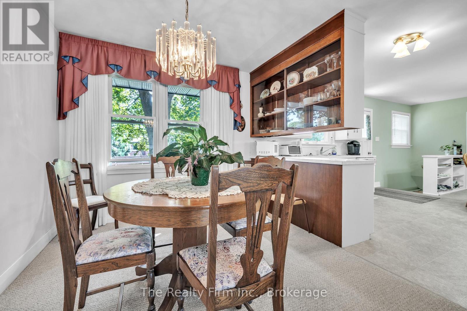 1 Earlscourt Crescent, Woodstock, Ontario  N4S 5H2 - Photo 10 - X12712258