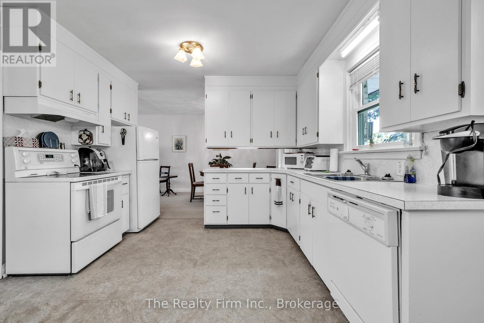 1 Earlscourt Crescent, Woodstock, Ontario  N4S 5H2 - Photo 12 - X12712258