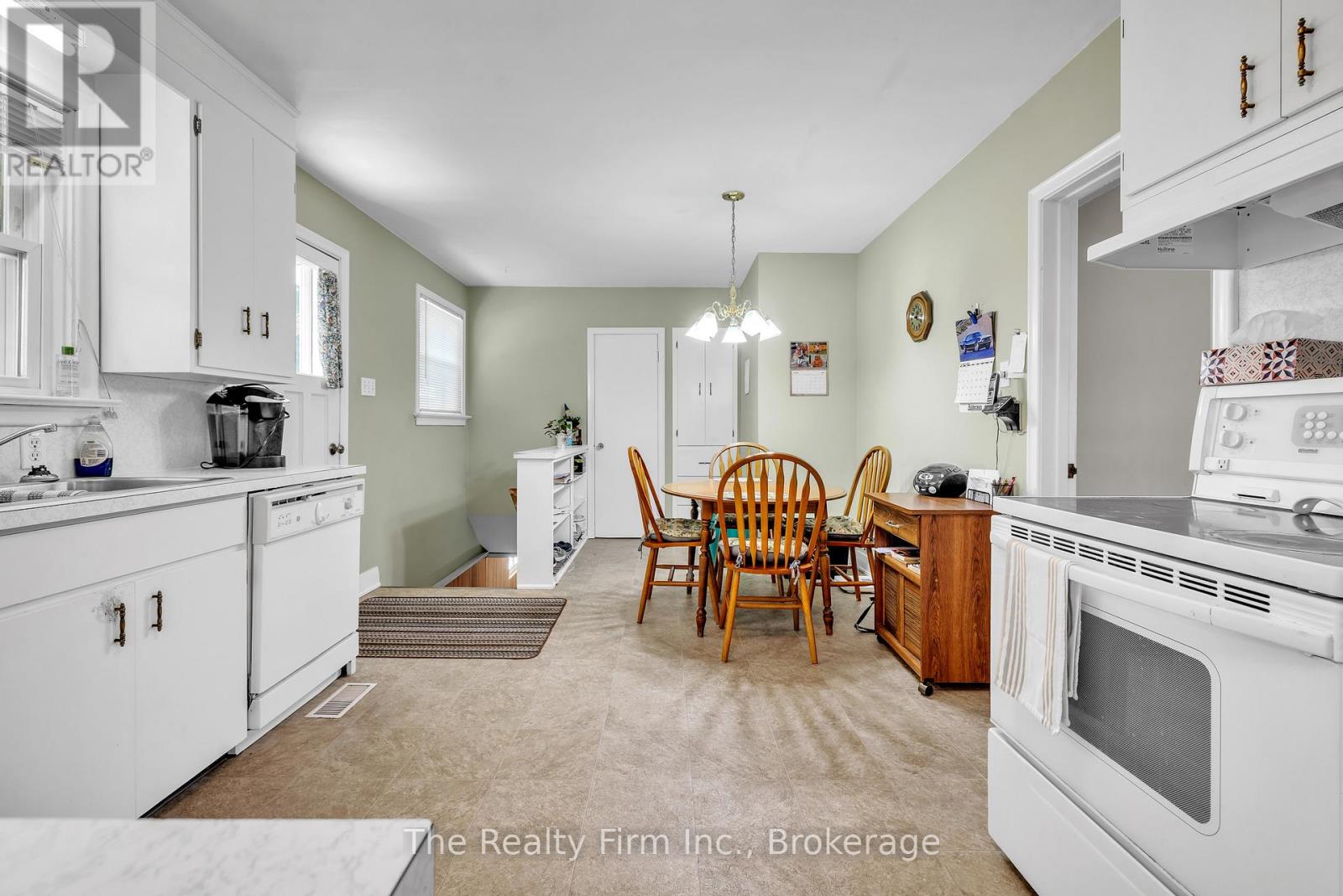 1 Earlscourt Crescent, Woodstock, Ontario  N4S 5H2 - Photo 13 - X12712258