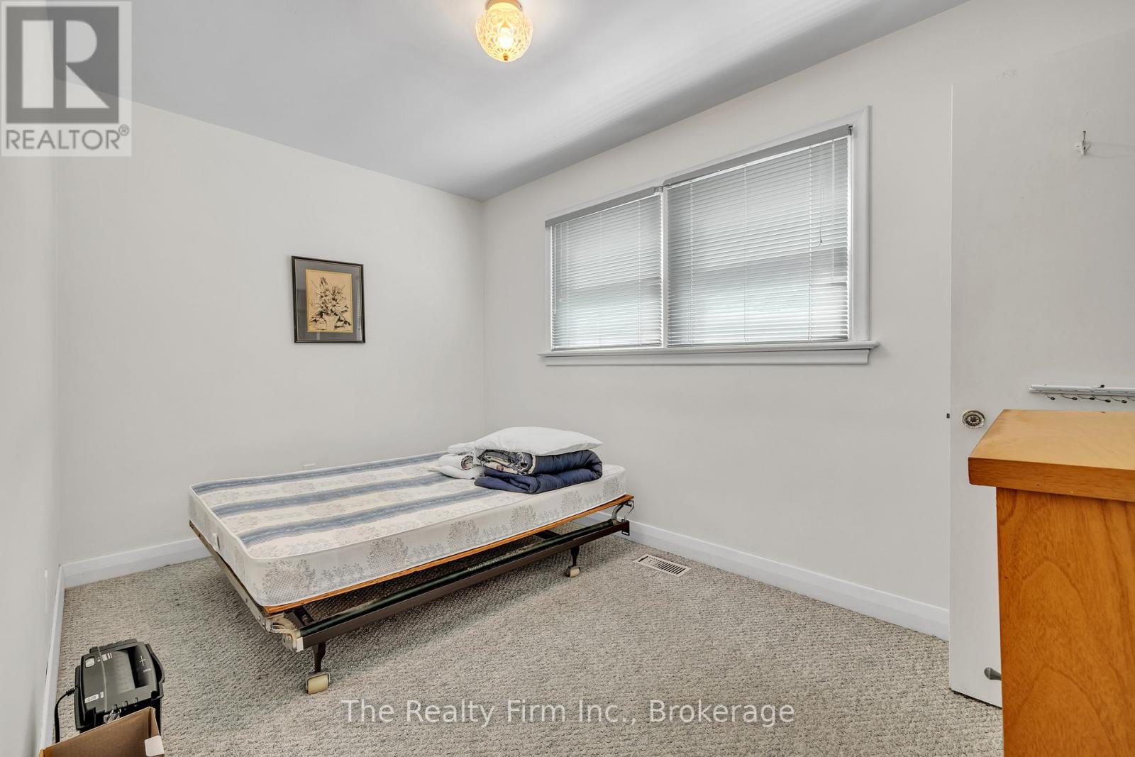 1 Earlscourt Crescent, Woodstock, Ontario  N4S 5H2 - Photo 18 - X12712258